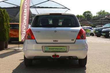 SUZUKI SWIFT 1.3 GLX Silky Silver Metallic +Eredeti Magyar Autó +Vonóhorog +3X-s GARANCIA !!