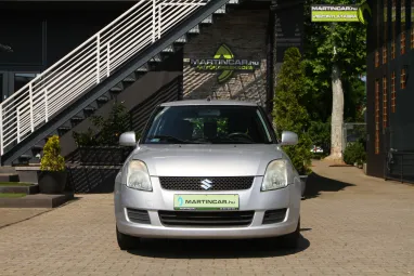 SUZUKI SWIFT 1.3 GLX Silky Silver Metallic +Eredeti Magyar Autó +Vonóhorog +3X-s GARANCIA !!