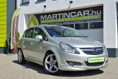 OPEL CORSA D 1.6 GSI Starsilber III Metallic +Keveset futott +Vezetett Szervizkönyv +3X-s GARANCIA !!