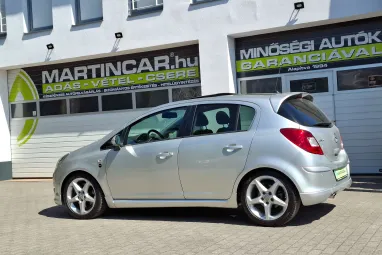OPEL CORSA D 1.6 GSI Starsilber III Metallic +Keveset futott +Vezetett Szervizkönyv +3X-s GARANCIA !!
