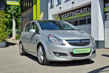 OPEL CORSA D 1.6 GSI Starsilber III Metallic +Keveset futott +Vezetett Szervizkönyv +3X-s GARANCIA !!