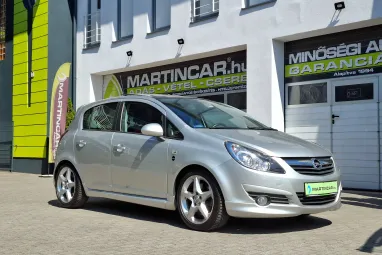 OPEL CORSA D 1.6 GSI Starsilber III Metallic +Keveset futott +Vezetett Szervizkönyv +3X-s GARANCIA !!
