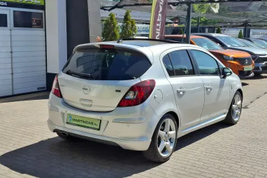OPEL CORSA D 1.6 GSI Starsilber III Metallic +Keveset futott +Vezetett Szervizkönyv +3X-s GARANCIA !!
