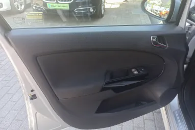 OPEL CORSA D 1.6 GSI Starsilber III Metallic +Keveset futott +Vezetett Szervizkönyv +3X-s GARANCIA !!