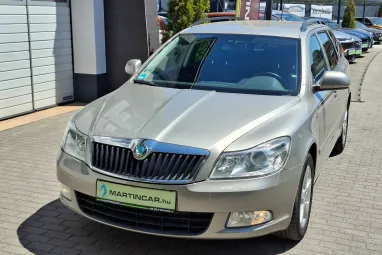 SKODA OCTAVIA Combi 2.0 CR TDI Family DPF Cappucciono Beige Metallic +Első Tulajdonostól +Friss Műszaki +3X-s GARANCIA !!