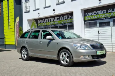 SKODA OCTAVIA Combi 2.0 CR TDI Family DPF Cappucciono Beige Metallic +Első Tulajdonostól +Friss Műszaki +3X-s GARANCIA !!