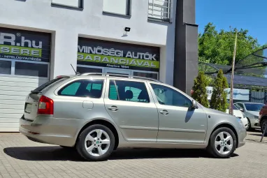 SKODA OCTAVIA Combi 2.0 CR TDI Family DPF Cappucciono Beige Metallic +Első Tulajdonostól +Friss Műszaki +3X-s GARANCIA !!
