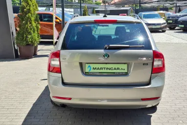 SKODA OCTAVIA Combi 2.0 CR TDI Family DPF Cappucciono Beige Metallic +Első Tulajdonostól +Friss Műszaki +3X-s GARANCIA !!