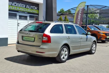 SKODA OCTAVIA Combi 2.0 CR TDI Family DPF Cappucciono Beige Metallic +Első Tulajdonostól +Friss Műszaki +3X-s GARANCIA !!