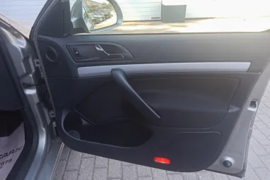 SKODA OCTAVIA Combi 2.0 CR TDI Family DPF Cappucciono Beige Metallic +Első Tulajdonostól +Friss Műszaki +3X-s GARANCIA !!