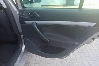 SKODA OCTAVIA Combi 2.0 CR TDI Family DPF Cappucciono Beige Metallic +Első Tulajdonostól +Friss Műszaki +3X-s GARANCIA !!