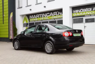 VOLKSWAGEN JETTA V 1.9 PD TDI Comfortline ICE Plus +Igényes állapot +Friss Műszaki +3X-s GARANCIA !!