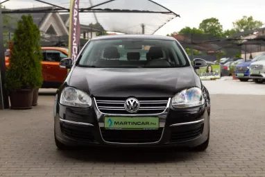 VOLKSWAGEN JETTA V 1.9 PD TDI Comfortline ICE Plus +Igényes állapot +Friss Műszaki +3X-s GARANCIA !!