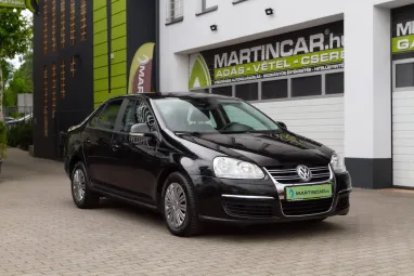 VOLKSWAGEN JETTA V 1.9 PD TDI Comfortline ICE Plus +Igényes állapot +Friss Műszaki +3X-s GARANCIA !!