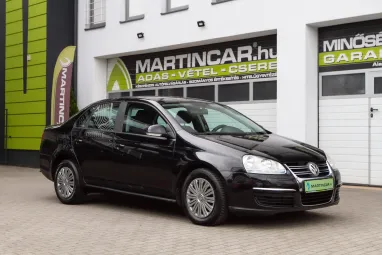 VOLKSWAGEN JETTA V 1.9 PD TDI Comfortline ICE Plus +Igényes állapot +Friss Műszaki +3X-s GARANCIA !!