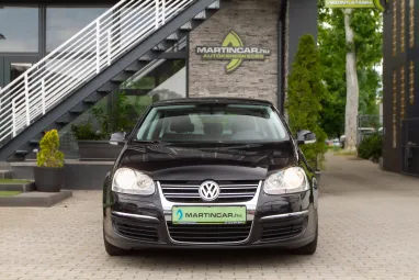 VOLKSWAGEN JETTA V 1.9 PD TDI Comfortline ICE Plus +Igényes állapot +Friss Műszaki +3X-s GARANCIA !!