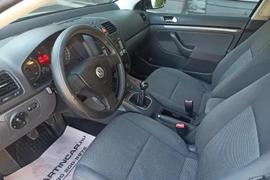 VOLKSWAGEN JETTA V 1.9 PD TDI Comfortline ICE Plus +Igényes állapot +Friss Műszaki +3X-s GARANCIA !!