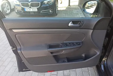 VOLKSWAGEN JETTA V 1.9 PD TDI Comfortline ICE Plus +Igényes állapot +Friss Műszaki +3X-s GARANCIA !!