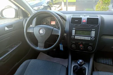 VOLKSWAGEN JETTA V 1.9 PD TDI Comfortline ICE Plus +Igényes állapot +Friss Műszaki +3X-s GARANCIA !!