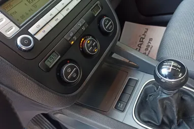 VOLKSWAGEN JETTA V 1.9 PD TDI Comfortline ICE Plus +Igényes állapot +Friss Műszaki +3X-s GARANCIA !!