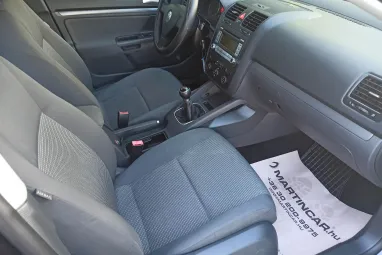 VOLKSWAGEN JETTA V 1.9 PD TDI Comfortline ICE Plus +Igényes állapot +Friss Műszaki +3X-s GARANCIA !!