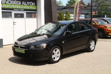 MITSUBISHI LANCER 1.5 Invite Panther Schwarz metalic +Igényes állapot +Friss Vizsga +3X-s GARANCIA !!