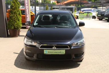 MITSUBISHI LANCER 1.5 Invite Panther Schwarz metalic +Igényes állapot +Friss Vizsga +3X-s GARANCIA !!