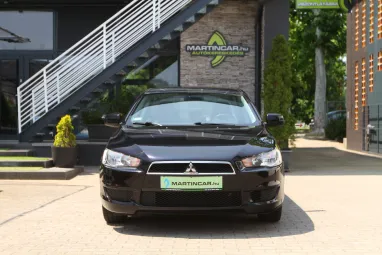 MITSUBISHI LANCER 1.5 Invite Panther Schwarz metalic +Igényes állapot +Friss Vizsga +3X-s GARANCIA !!