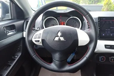 MITSUBISHI LANCER 1.5 Invite Panther Schwarz metalic +Igényes állapot +Friss Vizsga +3X-s GARANCIA !!