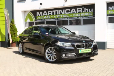 BMW 530d xDrive (Automata) Luxury Black Sapphire +Vezetett Szervizkönyv +Gyönyörű állapot +3X-s GARANCIA !!