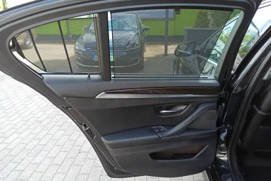 BMW 530d xDrive (Automata) Luxury Black Sapphire +Vezetett Szervizkönyv +Gyönyörű állapot +3X-s GARANCIA !!