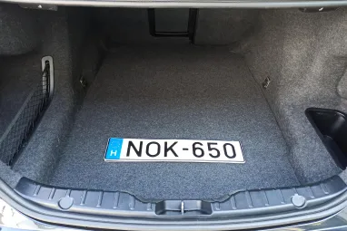 BMW 530d xDrive (Automata) Luxury Black Sapphire +Vezetett Szervizkönyv +Gyönyörű állapot +3X-s GARANCIA !!