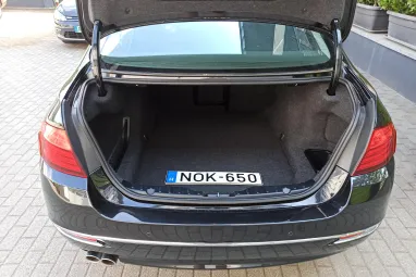 BMW 530d xDrive (Automata) Luxury Black Sapphire +Vezetett Szervizkönyv +Gyönyörű állapot +3X-s GARANCIA !!