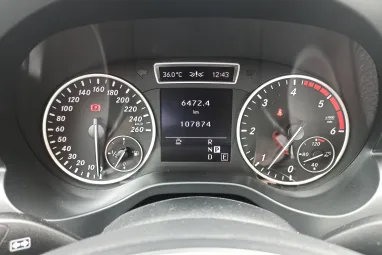 MERCEDES-BENZ A 180 CDI (BlueEFFICIENCY) 7G-DCT Polar Silver +Eredeti Magyar Autó +Keveset futott +3X-s GARANCIA !!