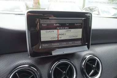 MERCEDES-BENZ A 180 CDI (BlueEFFICIENCY) 7G-DCT Polar Silver +Eredeti Magyar Autó +Keveset futott +3X-s GARANCIA !!