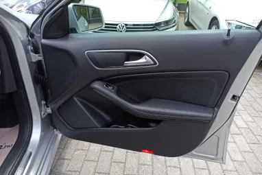MERCEDES-BENZ A 180 CDI (BlueEFFICIENCY) 7G-DCT Polar Silver +Eredeti Magyar Autó +Keveset futott +3X-s GARANCIA !!