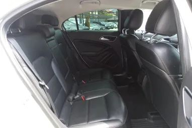 MERCEDES-BENZ A 180 CDI (BlueEFFICIENCY) 7G-DCT Polar Silver +Eredeti Magyar Autó +Keveset futott +3X-s GARANCIA !!