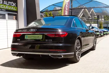AUDI A8 55 TFSI quattro Tiptronic ic Mythos Black Metallic +Maximális állapot +Mint az ÚJ +3X-s GARANCIA !!