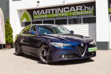 ALFA ROMEO GIULIA 2.2 D Super (Automata) Deep Blue Metallic +QV felnik +Eredeti Magyar Autó +Friss Műszaki +3X-s GARANCIA !!