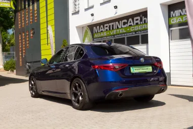 ALFA ROMEO GIULIA 2.2 D Super (Automata) Deep Blue Metallic +QV felnik +Eredeti Magyar Autó +Friss Műszaki +3X-s GARANCIA !!