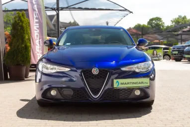ALFA ROMEO GIULIA 2.2 D Super (Automata) Deep Blue Metallic +QV felnik +Eredeti Magyar Autó +Friss Műszaki +3X-s GARANCIA !!