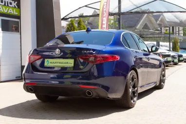 ALFA ROMEO GIULIA 2.2 D Super (Automata) Deep Blue Metallic +QV felnik +Eredeti Magyar Autó +Friss Műszaki +3X-s GARANCIA !!