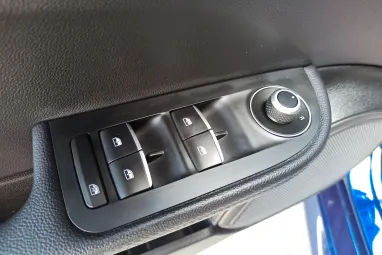 ALFA ROMEO GIULIA 2.2 D Super (Automata) Deep Blue Metallic +QV felnik +Eredeti Magyar Autó +Friss Műszaki +3X-s GARANCIA !!
