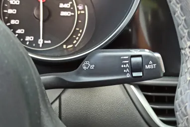 ALFA ROMEO GIULIA 2.2 D Super (Automata) Deep Blue Metallic +QV felnik +Eredeti Magyar Autó +Friss Műszaki +3X-s GARANCIA !!