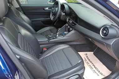 ALFA ROMEO GIULIA 2.2 D Super (Automata) Deep Blue Metallic +QV felnik +Eredeti Magyar Autó +Friss Műszaki +3X-s GARANCIA !!