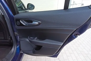 ALFA ROMEO GIULIA 2.2 D Super (Automata) Deep Blue Metallic +QV felnik +Eredeti Magyar Autó +Friss Műszaki +3X-s GARANCIA !!