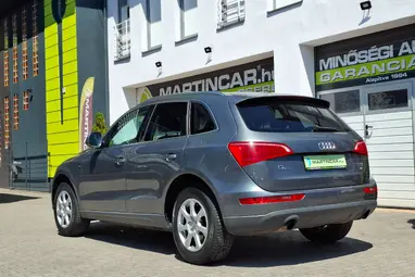 AUDI Q5 2.0 TFSI quattro Monsoon Gray Metallic +Vezetett Szervizkönyv +Igényes állapot +3X-s GARANCIA !!