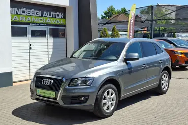 AUDI Q5 2.0 TFSI quattro Monsoon Gray Metallic +Vezetett Szervizkönyv +Igényes állapot +3X-s GARANCIA !!