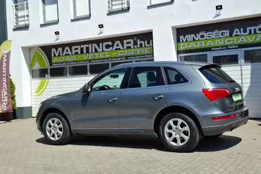 AUDI Q5 2.0 TFSI quattro Monsoon Gray Metallic +Vezetett Szervizkönyv +Igényes állapot +3X-s GARANCIA !!