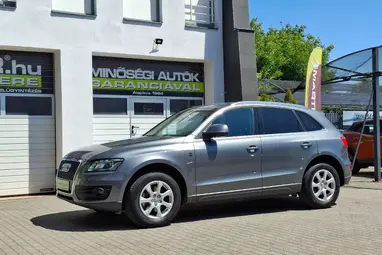 AUDI Q5 2.0 TFSI quattro Monsoon Gray Metallic +Vezetett Szervizkönyv +Igényes állapot +3X-s GARANCIA !!